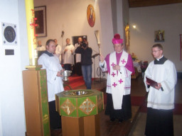 Poświęcenie Dzwonu Pokoju  /fot.: ks. R. Gołębiowski / 