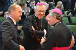 od prawaj: abp. Andrzej Dzięga, bp. Edwart Dajczak, prezydent Szczecina Piotr Krzystek 