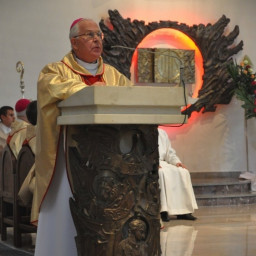 bp. Paweł Socha podczas homilii 