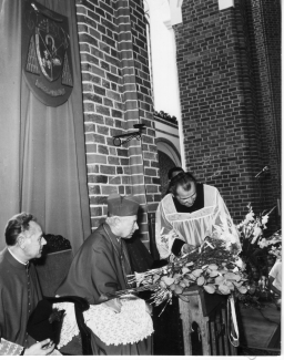 Katedra - Msza Święta (1974 r.) 