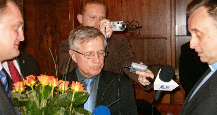 Gratulacje Prezydenta Piotra Krzystka /fot.: S. Zyga / 