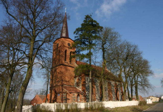 Kołki Kościół filialny pw Świętej Teresy od Dzieciątka Jezus