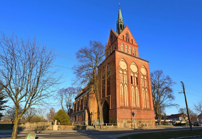 Cerkwica Kościół parafialny pw Najśw.Serca Pana Jezusa