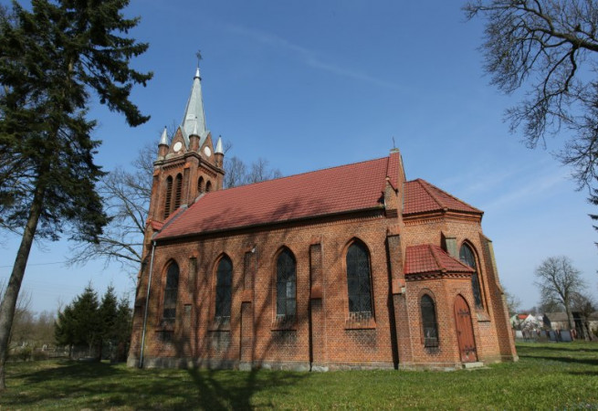 Bienice Kościół filialny pw Podwyższenia Krzyża Świętego