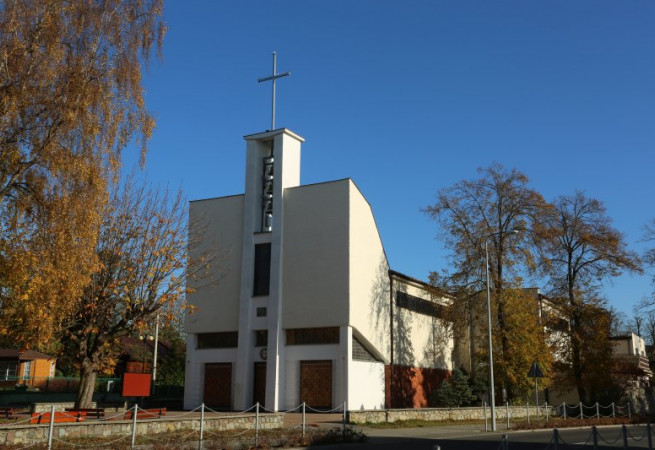 Dziwnów Kościół parafialny pw św. Józefa Oblub. NMP