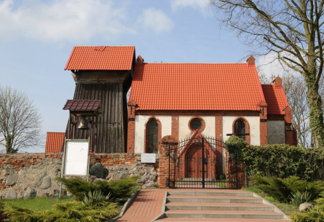 Lubowo Kościół filialny pw Świętej Rodziny