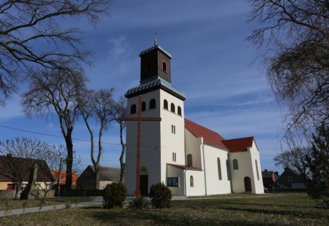 Kierzków Kościół parafialny pw Najśw.Serca Pana Jezusa