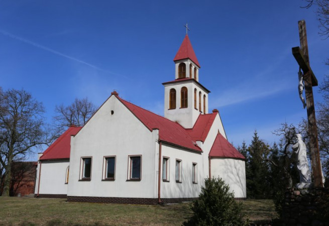 Rów Kościół filialny pw Nawiedzenia NMP