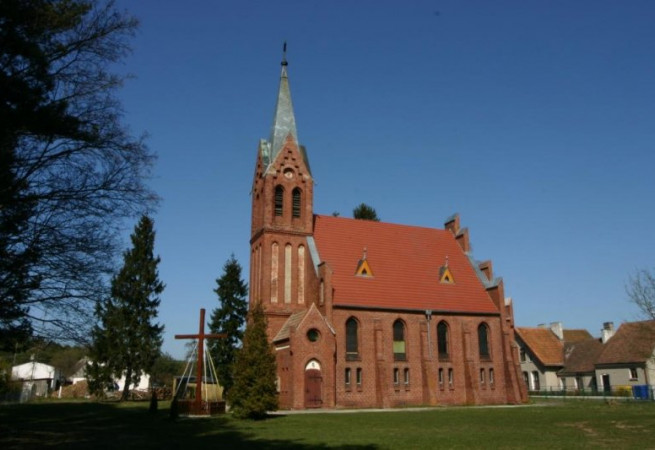 Ładzin Kościół parafialny pw Najśw. Serca Pana Jezusa