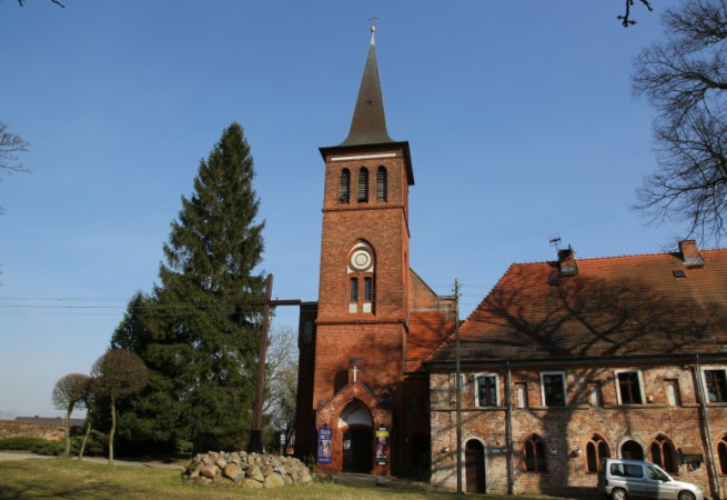 Marianowo Kościół parafialny pw Niepokalanego Poczęcia NMP