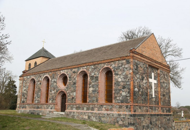 Dalsze Kościół filialny pw św.Brata Alberta