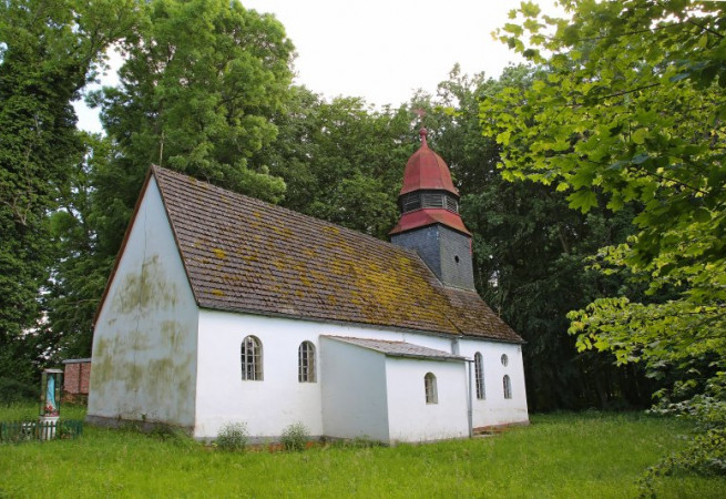 Mołdawin Kościół filialny pw Narodzenia NMP