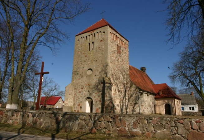 Pomień Kościół filialny pw Niepokalanego Serca NMP