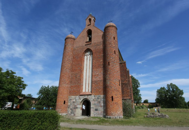 Chwarszczany Kościół filialny pw św. Stanisława Kostki