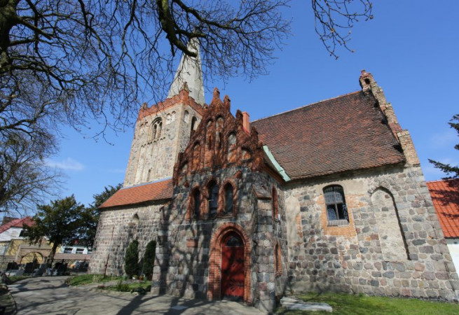 Witnica Chojeńska Kościół parafialny pw Chrystusa Króla