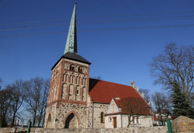 Żuków Kościół parafialny pw Świętej Trójcy