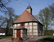 Niekłończyca Rzymskokatolicka parafia p.w. Narodzenia Najświętszej Maryi Panny